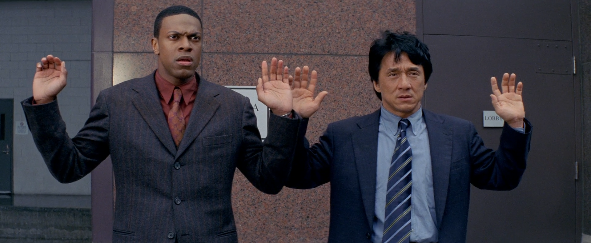 Rush hour 2... A lot of fun out here!!! 看到花絮成龙大哥说英语台词也总是大舌头口误，让我也有了许多感悟。 想着我的英语口语可能就这样了，L和TH的发音总是捋不顺舌头，non native speake